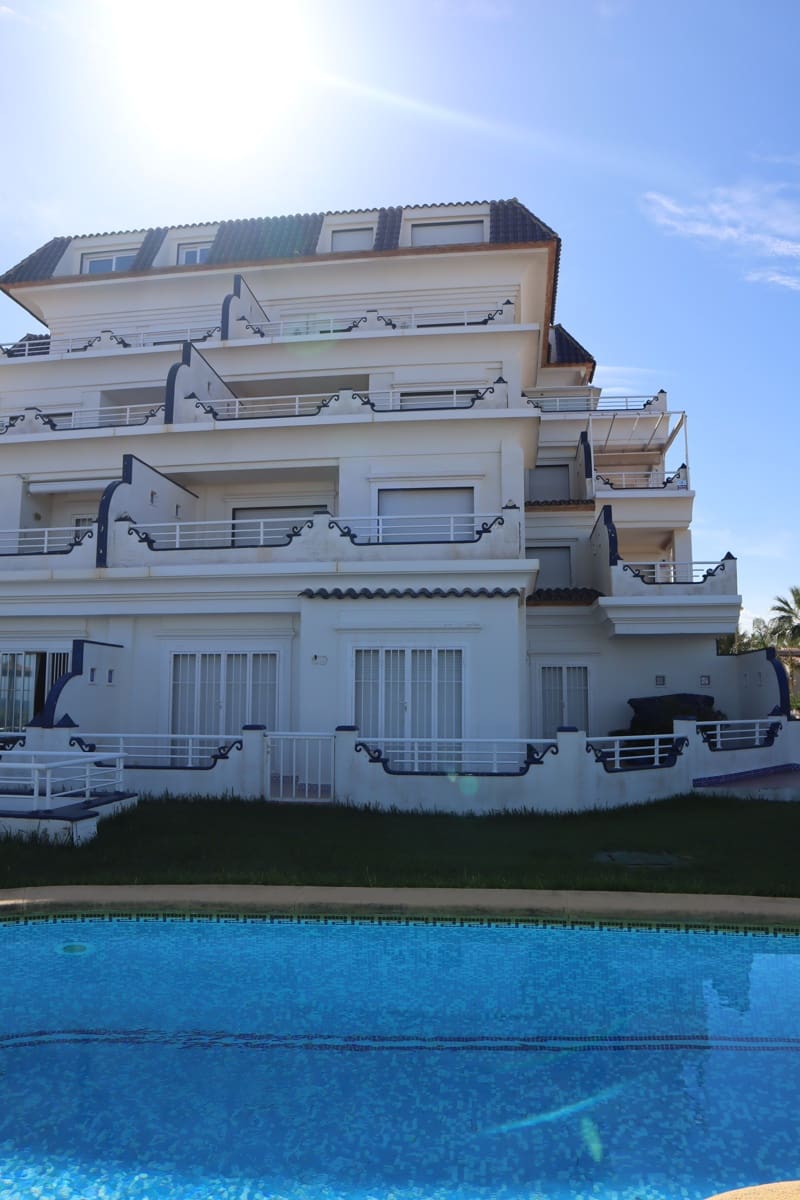Apartamento de 2 habitaciones en Dénia en venta con piscina garaje - 320.000 € (Ref: 10163601)