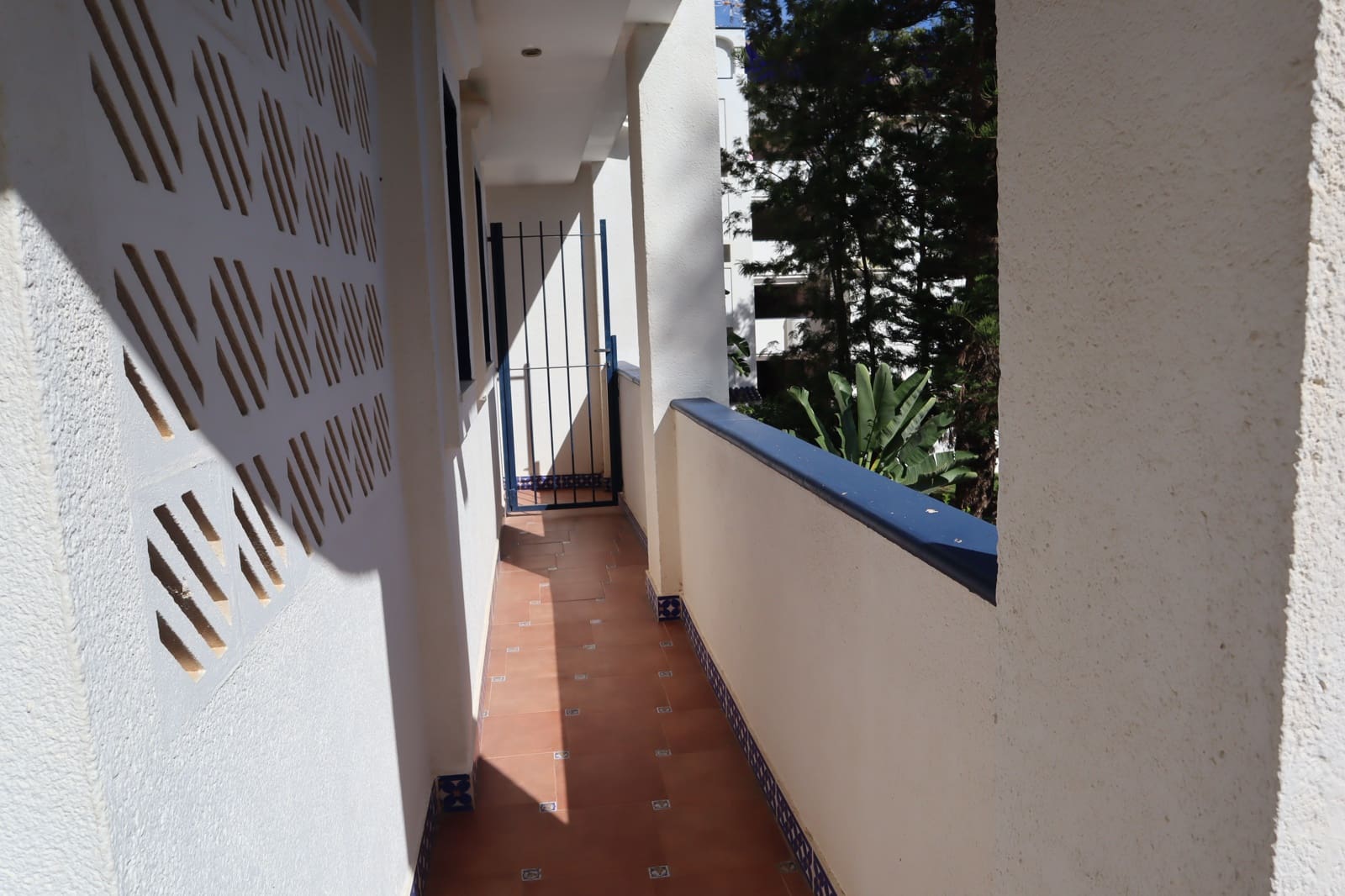 Apartamento de 2 habitaciones en Dénia en venta con piscina garaje - 320.000 € (Ref: 10163601)