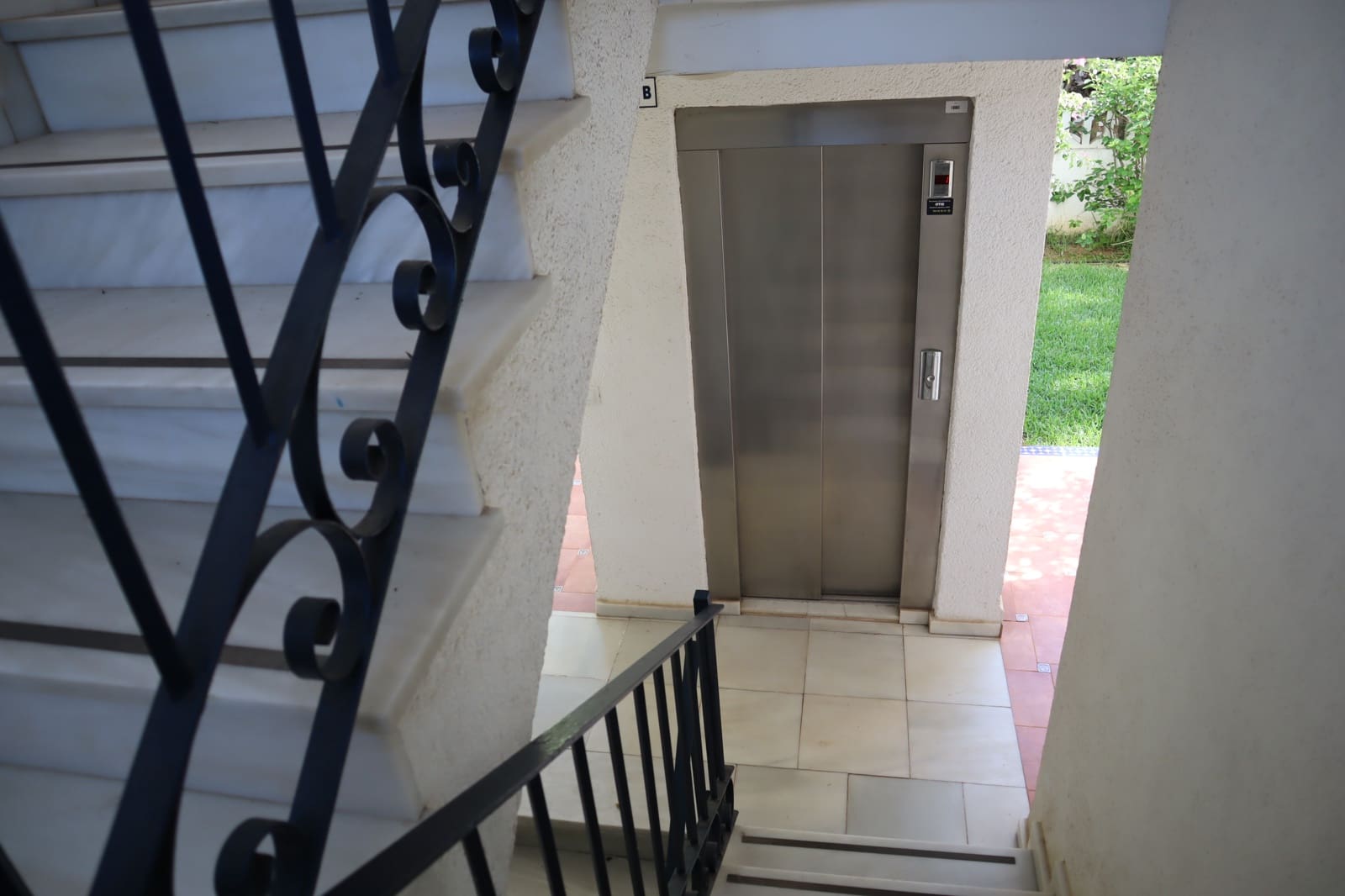 Apartamento de 2 habitaciones en Dénia en venta con piscina garaje - 320.000 € (Ref: 10163601)