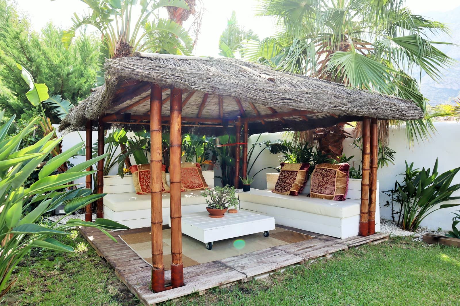 4 soveværelse Villa til salg i Denia med swimmingpool - € 1.370.000 (Ref: 8555090)