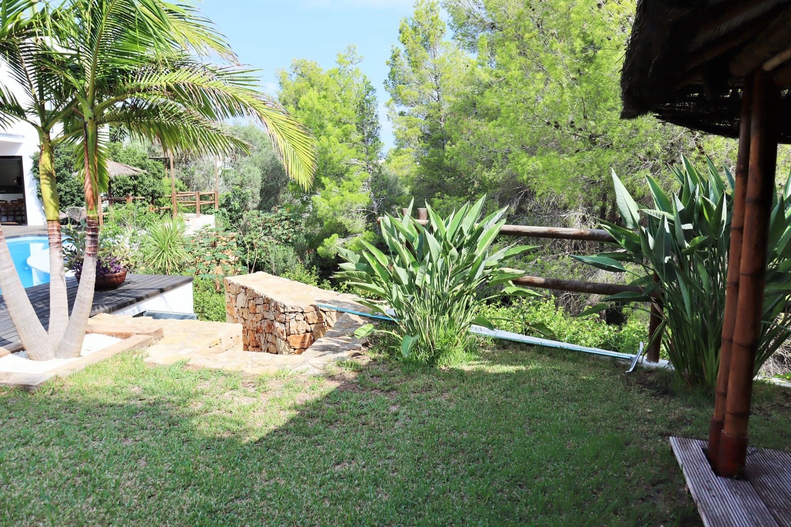 4 soveværelse Villa til salg i Denia med swimmingpool - € 1.370.000 (Ref: 8555090)