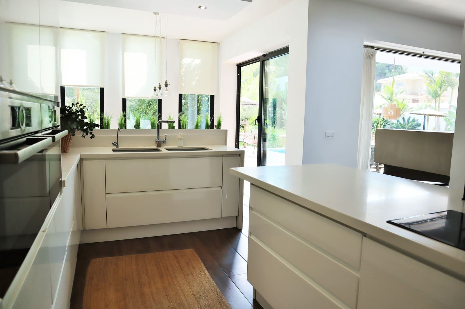 4 soveværelse Villa til salg i Denia med swimmingpool - € 1.370.000 (Ref: 8555090)