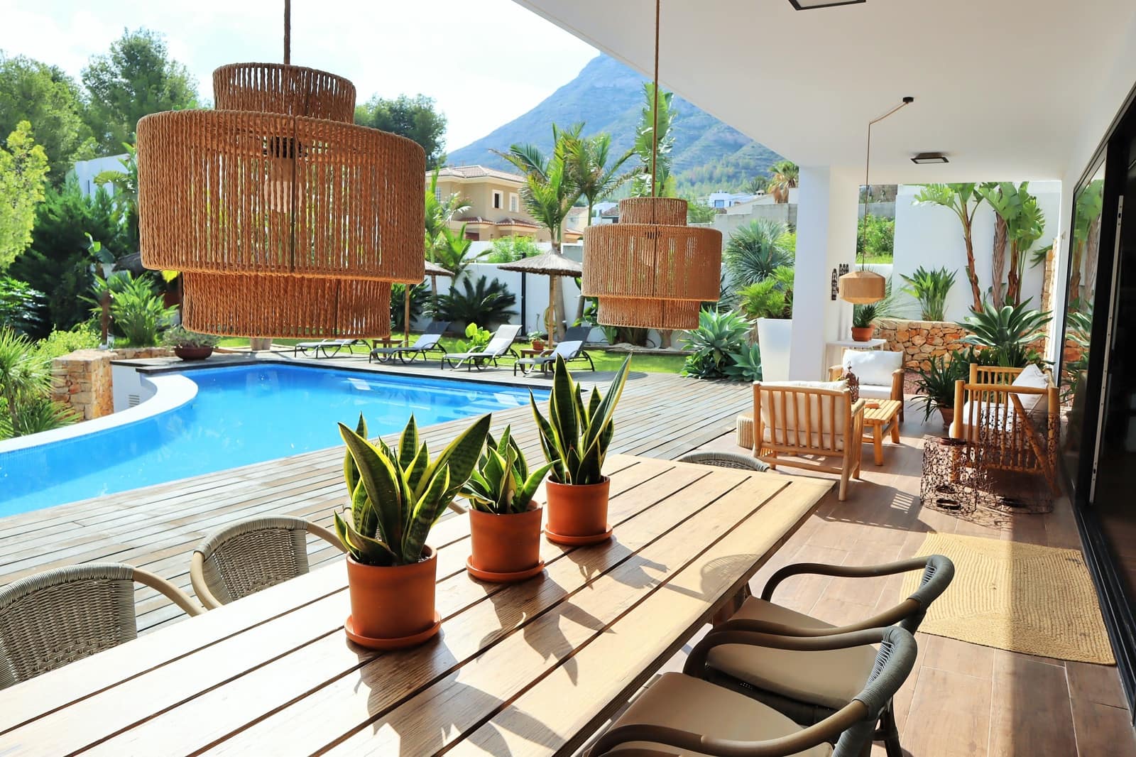 4 soveværelse Villa til salg i Denia med swimmingpool - € 1.370.000 (Ref: 8555090)