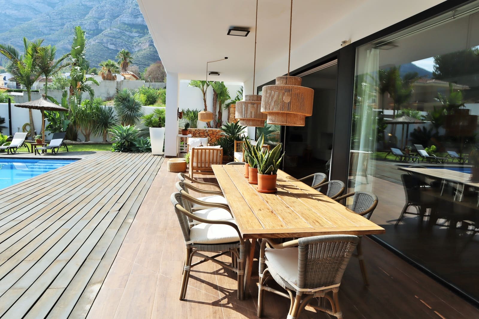 4 soveværelse Villa til salg i Denia med swimmingpool - € 1.370.000 (Ref: 8555090)