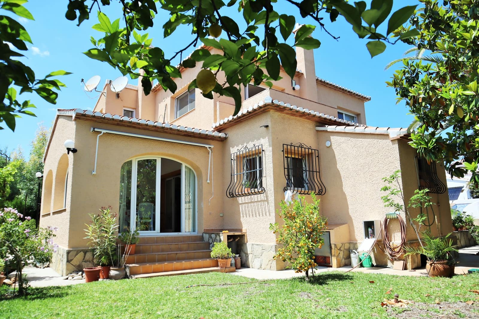 4 soverom Villa til salgs i Denia med svømmebasseng garasje - € 850 000 (Ref: 9084735)