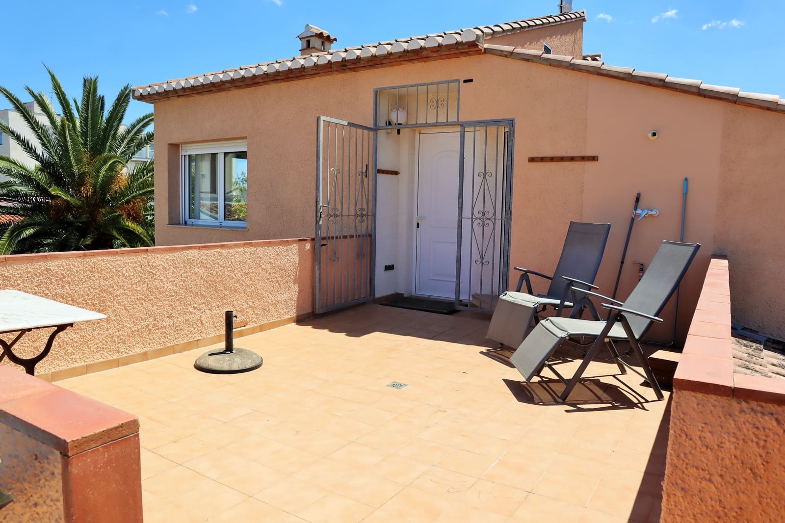4 soverom Villa til salgs i Denia med svømmebasseng garasje - € 850 000 (Ref: 9084735)