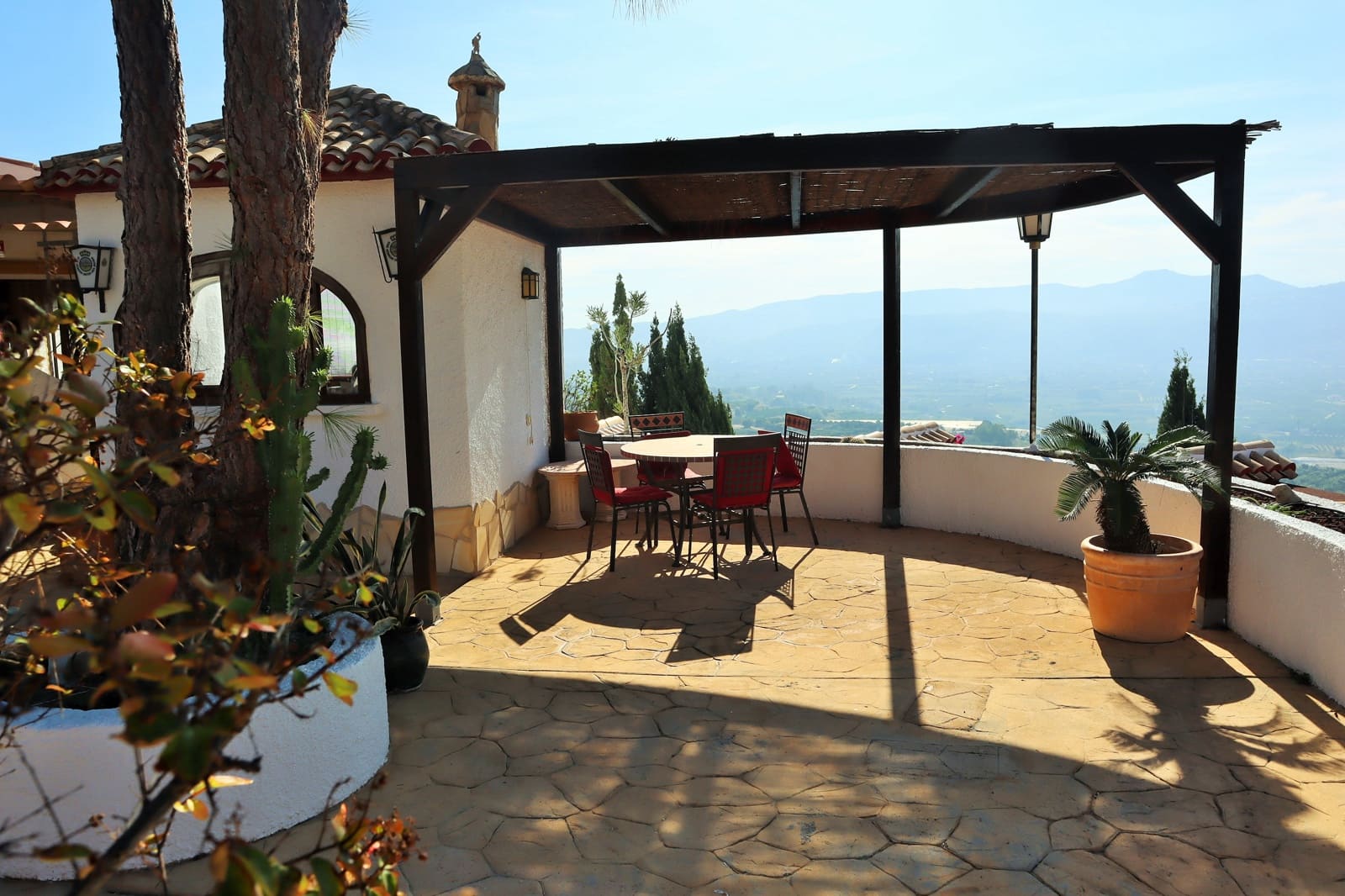 Bar/Restaurante de 2 habitaciones en Sanet i Negrals en venta - 550.000 € (Ref: 9357445)