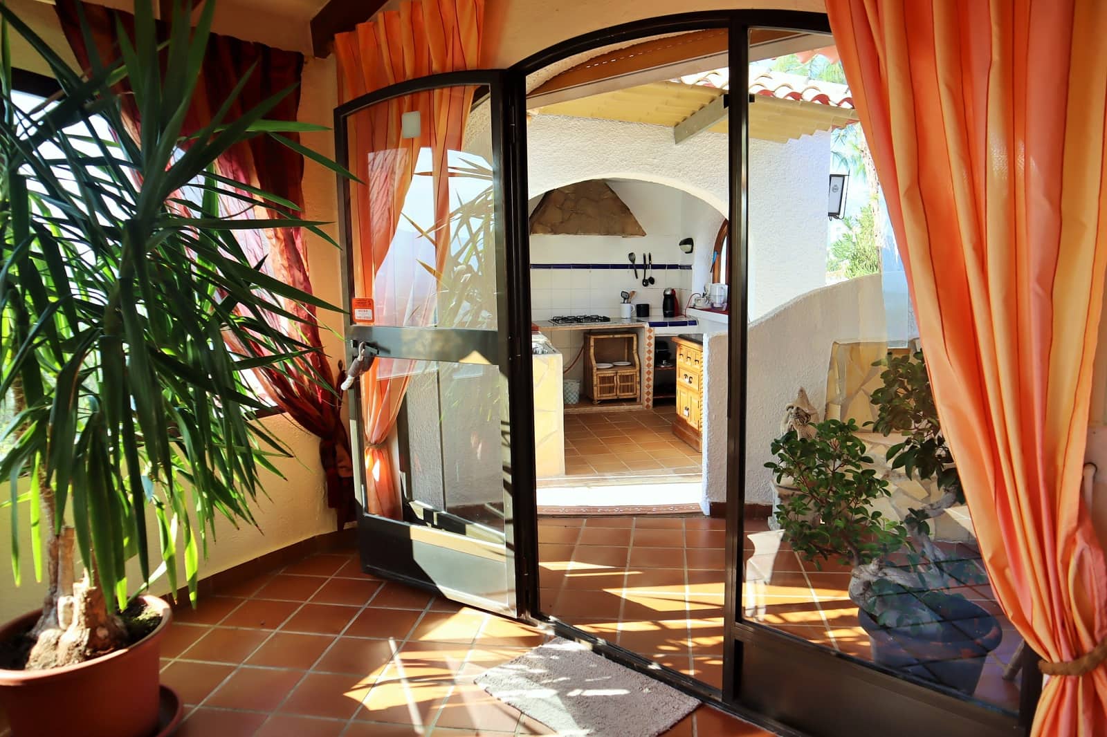 Bar/Restaurante de 2 habitaciones en Sanet i Negrals en venta - 550.000 € (Ref: 9357445)