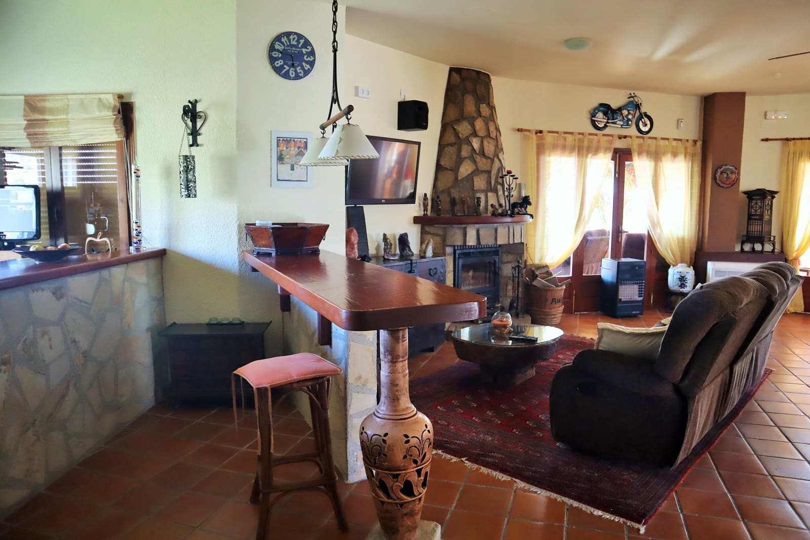 Bar/Restaurante de 2 habitaciones en Sanet i Negrals en venta - 550.000 € (Ref: 9357445)