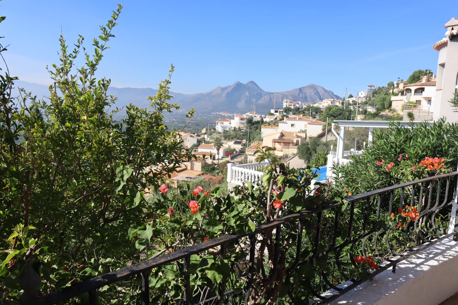 Bar/Restaurante de 2 habitaciones en Sanet i Negrals en venta - 550.000 € (Ref: 9357445)