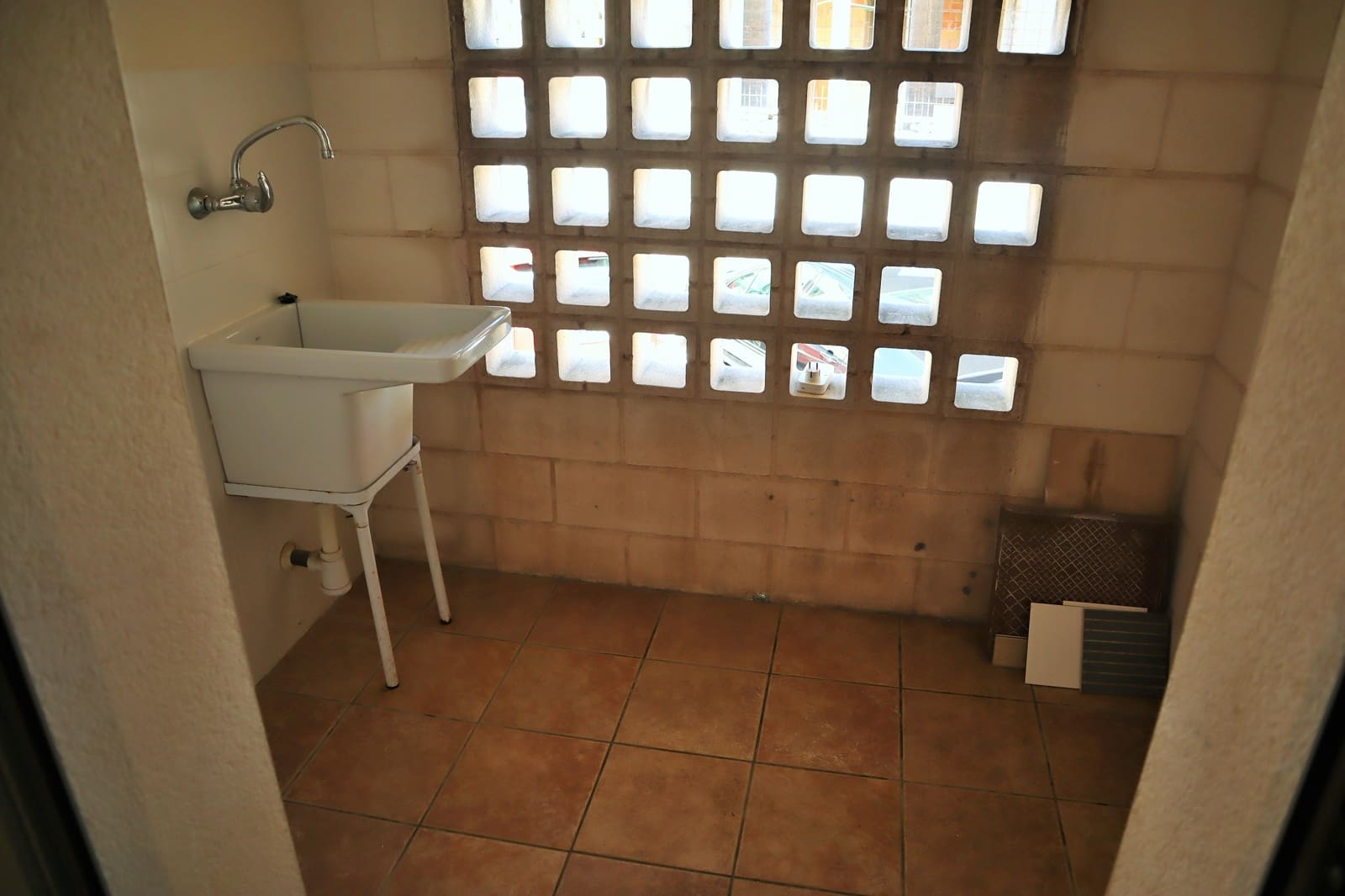 3 sovrum Bungalow att hyra i Beniarbeig - 800 € (Ref: 9386424)