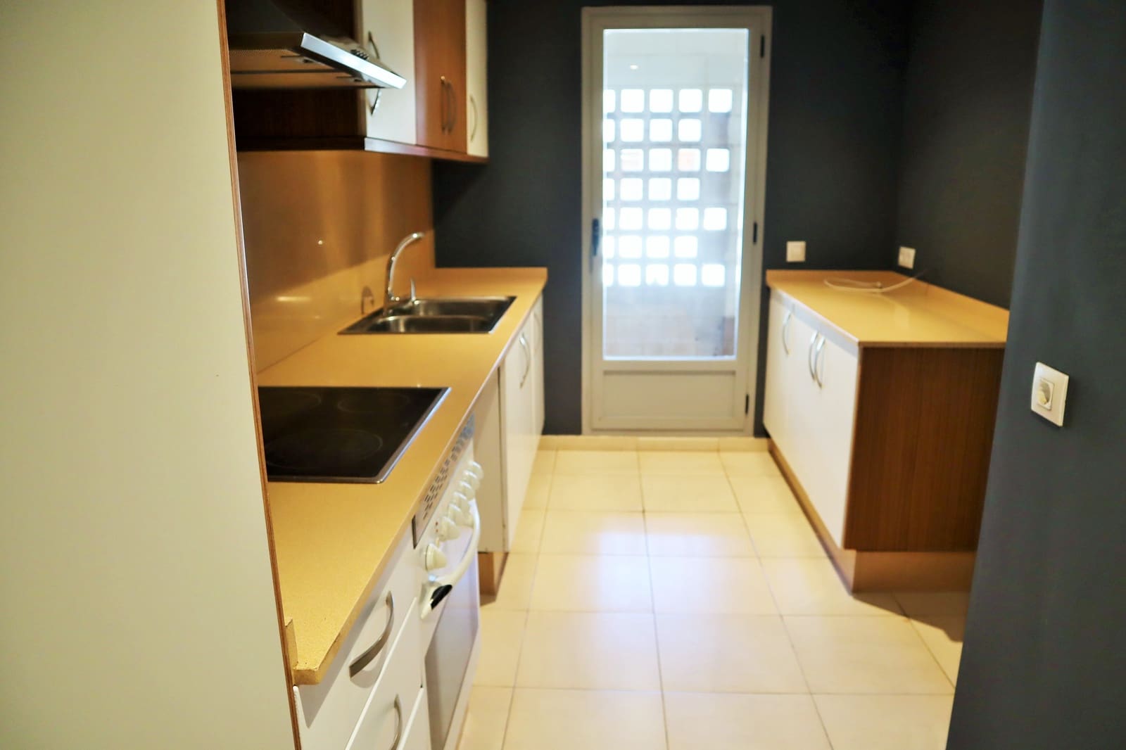 3 sovrum Bungalow att hyra i Beniarbeig - 800 € (Ref: 9386424)