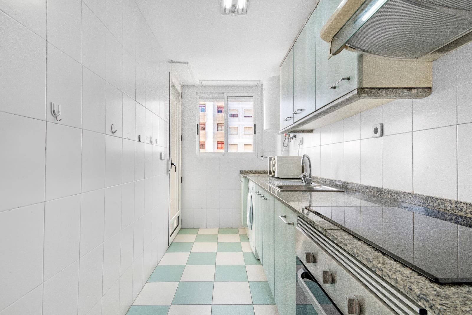 Piso de 2 habitaciones en Gandia en alquiler con piscina - 3.100 € (Ref: 6390691)