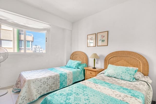 1 bedroom Apartment for rent in Gandia with pool - € 2,200 (Ref: 6390693)