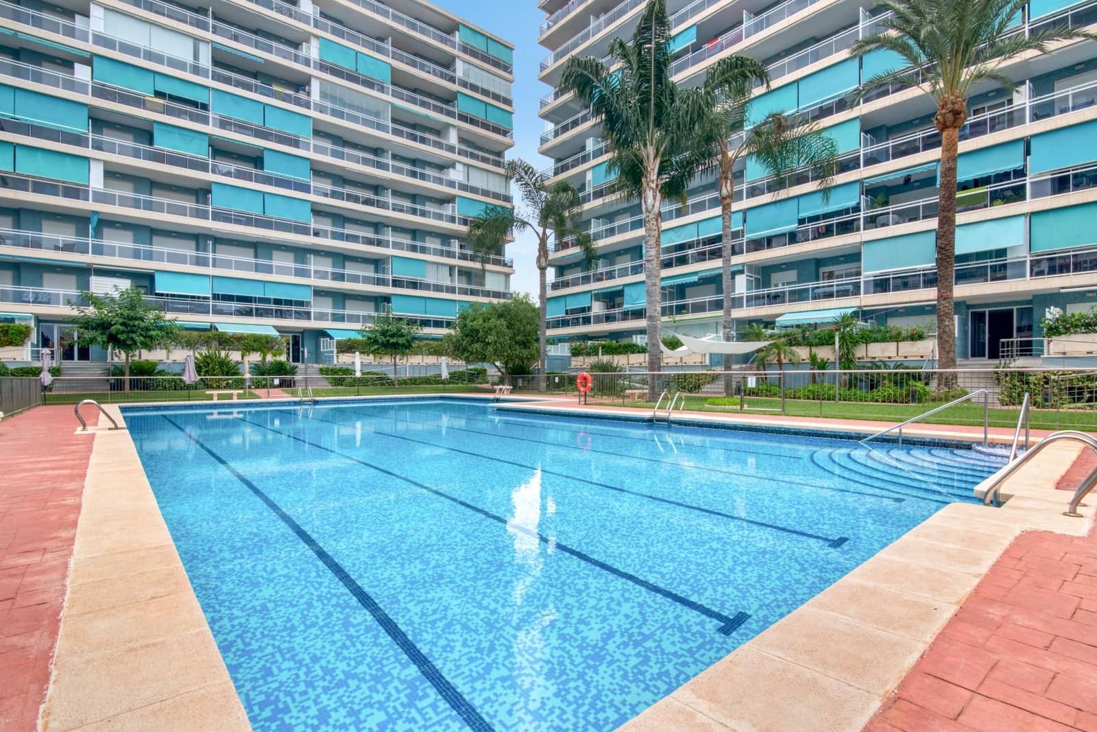 3 quarto Apartamento para arrendar em Gandia com piscina - 3 300 € (Ref: 6390696)