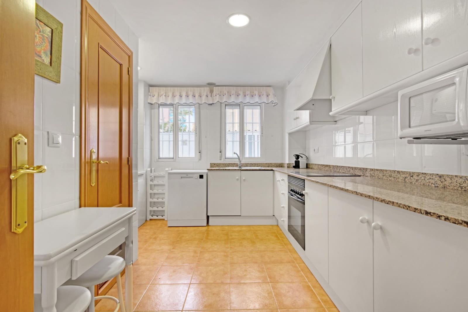 2 sypialnia Mieszkanie do wynajęcia w Gandia z basenem - 3 900 € (Ref: 6390700)