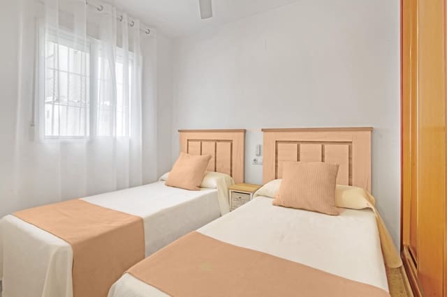 2 sypialnia Mieszkanie do wynajęcia w Gandia z basenem - 3 900 € (Ref: 6390700)