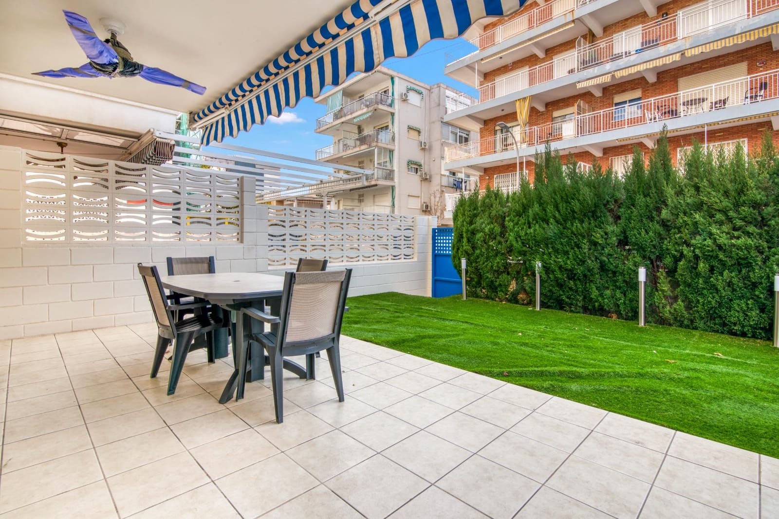 2 sypialnia Mieszkanie do wynajęcia w Gandia z basenem - 3 900 € (Ref: 6390700)