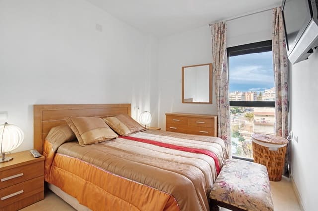 3 sypialnia Apartament do wynajęcia w Gandia z basenem - 4 100 € (Ref: 6390701)