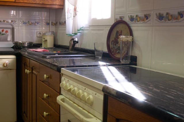 4 soveværelse Strandlejlighed til salg i Gandia med garage - € 295.000 (Ref: 8680937)