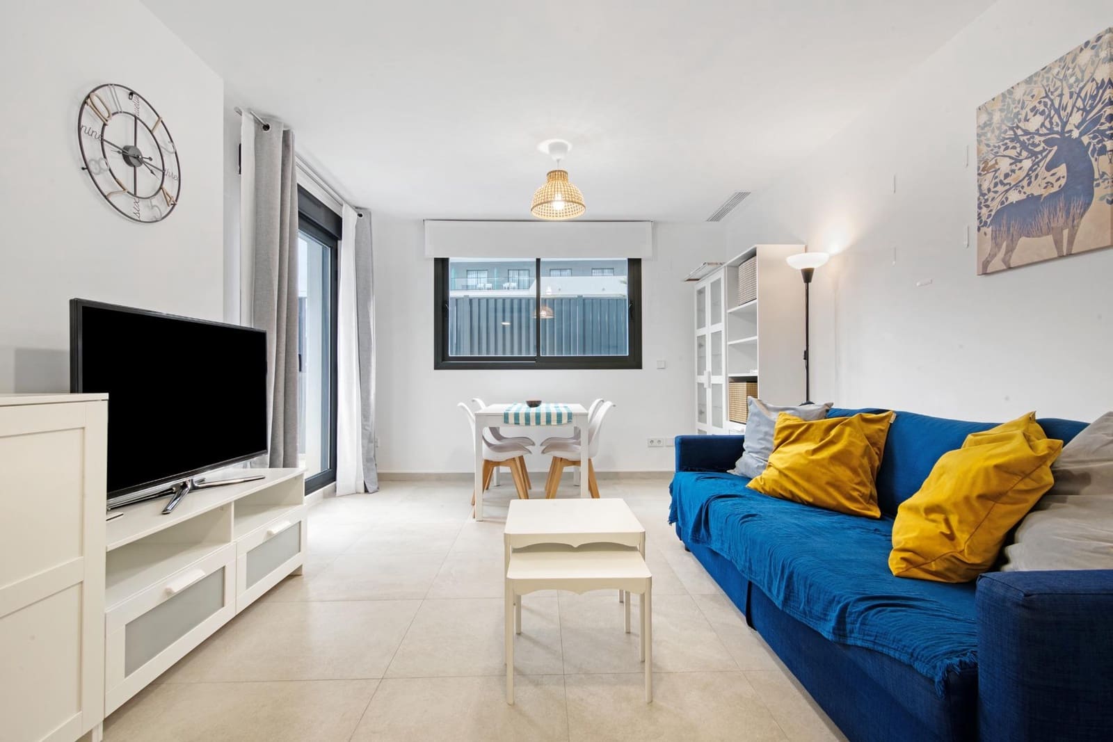 Apartamento de 2 habitaciones en Gandia en alquiler con piscina garaje - 4.200 € (Ref: 8680942)