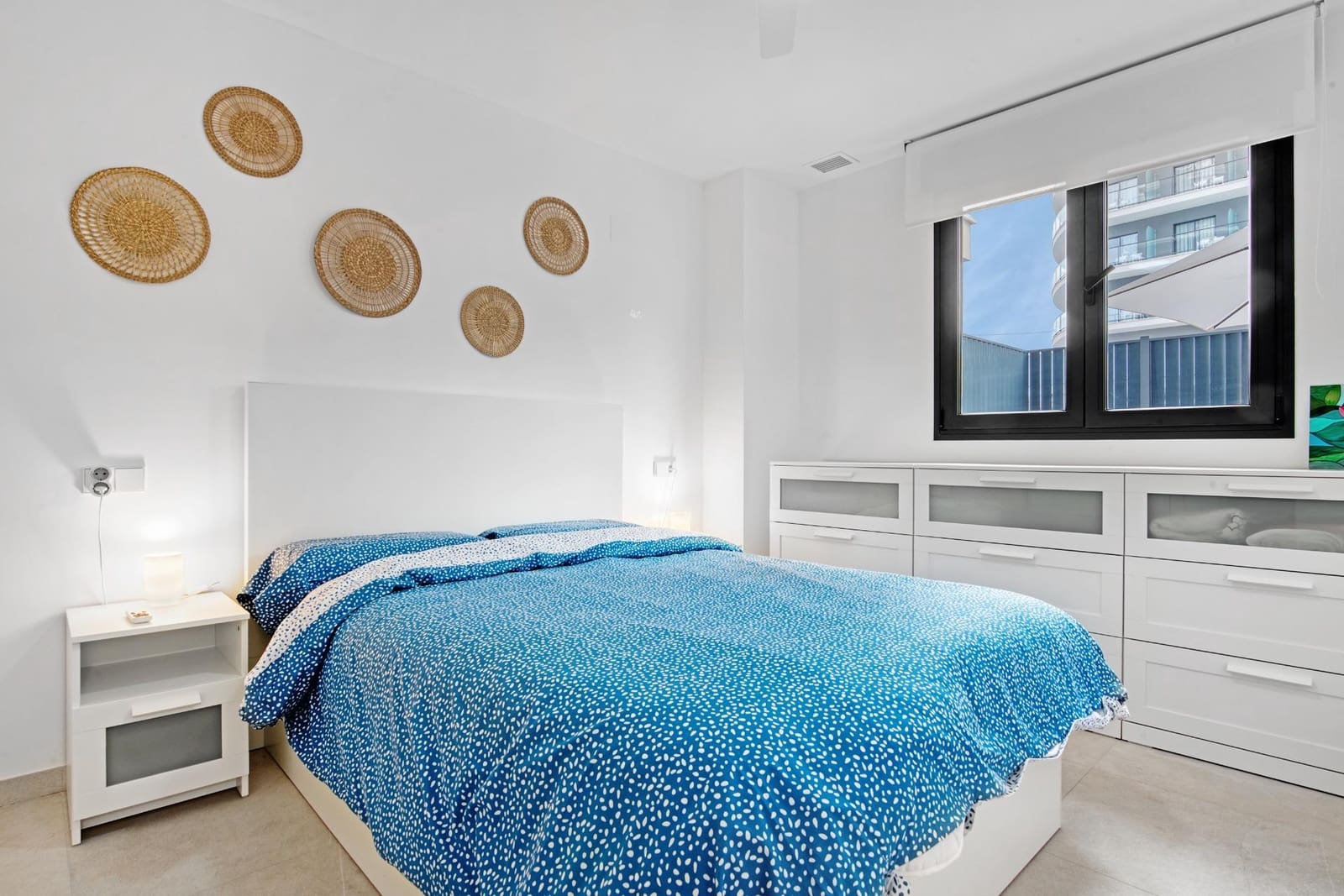 Apartamento de 2 habitaciones en Gandia en alquiler con piscina garaje - 4.200 € (Ref: 8680942)