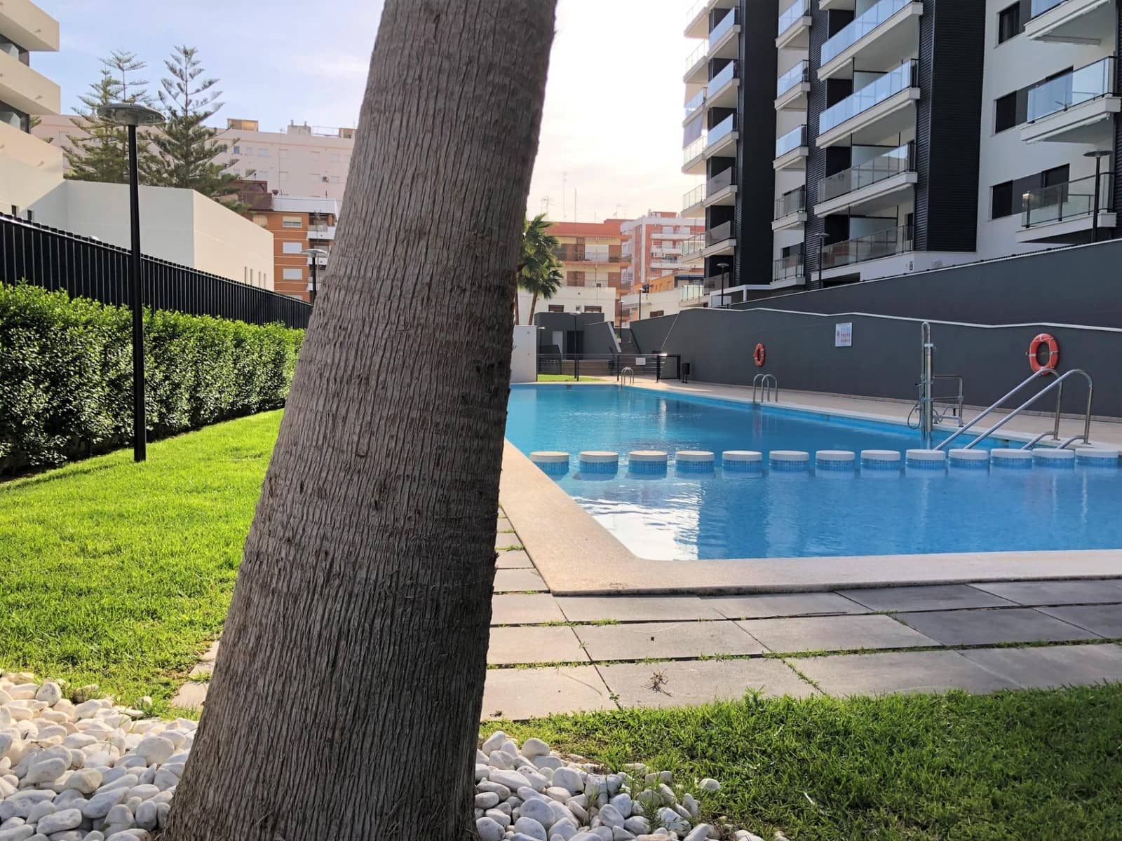 Apartamento de 2 habitaciones en Gandia en alquiler con piscina garaje - 4.200 € (Ref: 8680942)