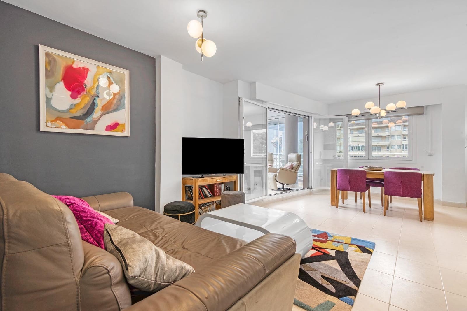 Apartamento de 2 habitaciones en Gandia en alquiler con piscina - 3.300 € (Ref: 8680944)