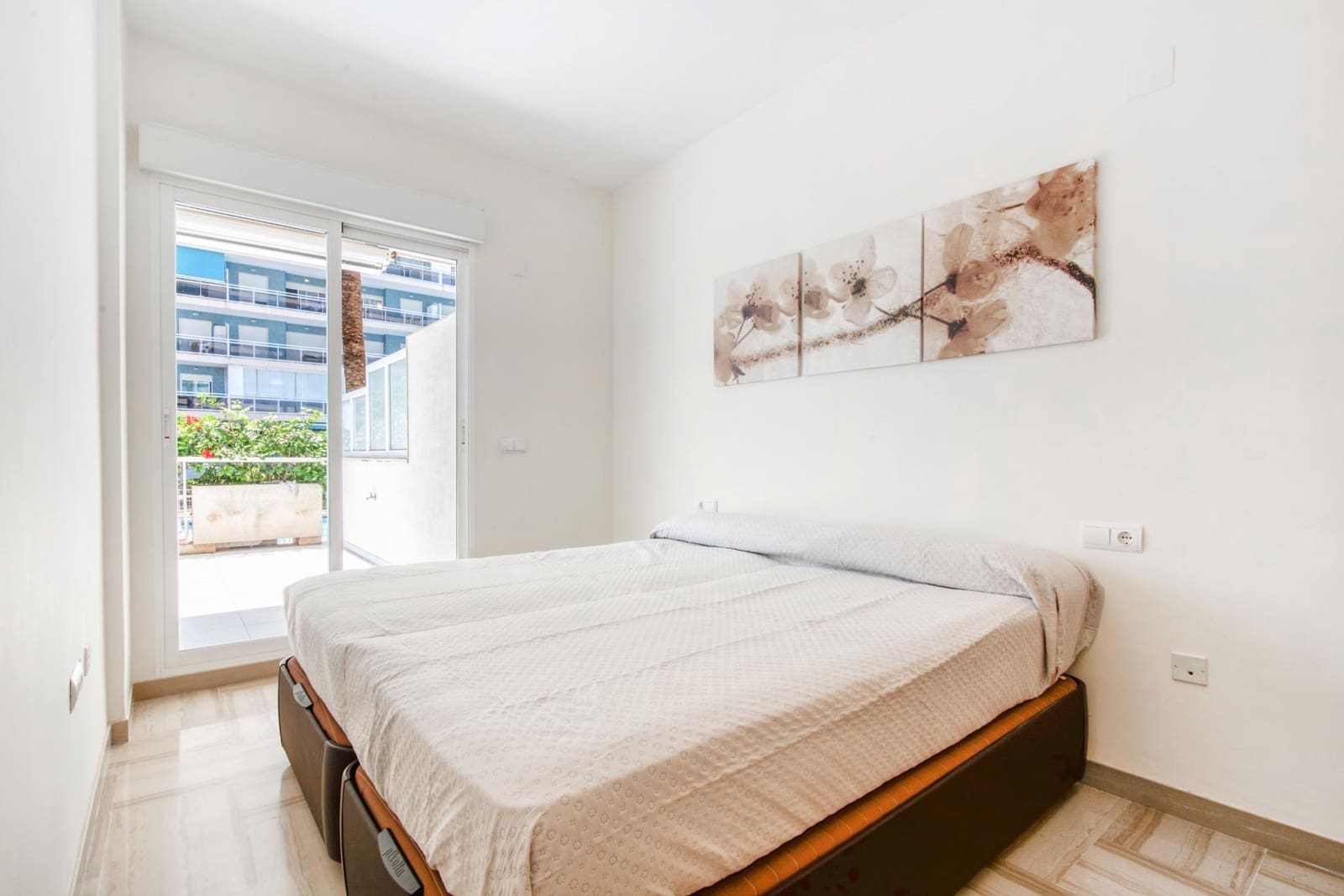 2 slaapkamer Appartement te koop in Gandia met zwembad - € 190.000 (Ref: 8680945)