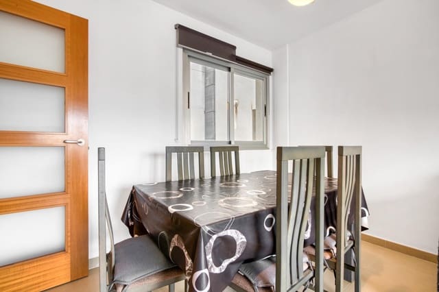 Piso de 3 habitaciones en Gandia en alquiler con piscina - 2.800 € (Ref: 8680947)