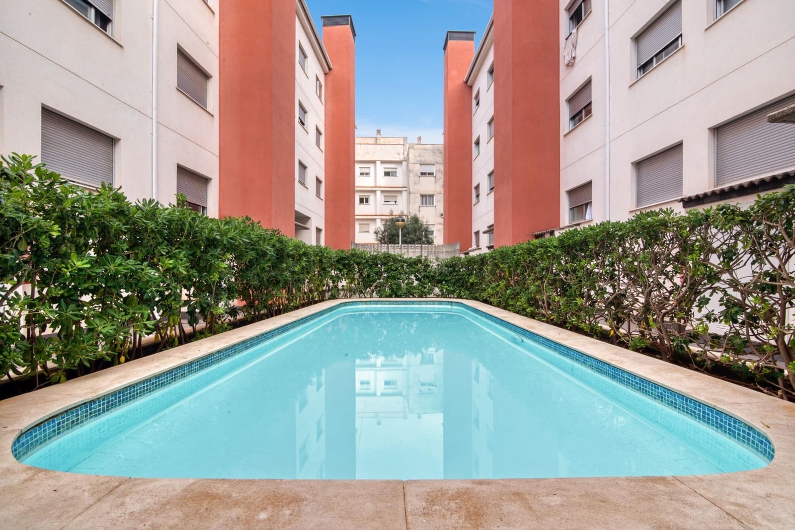 Piso de 3 habitaciones en Gandia en alquiler con piscina - 2.800 € (Ref: 8680947)