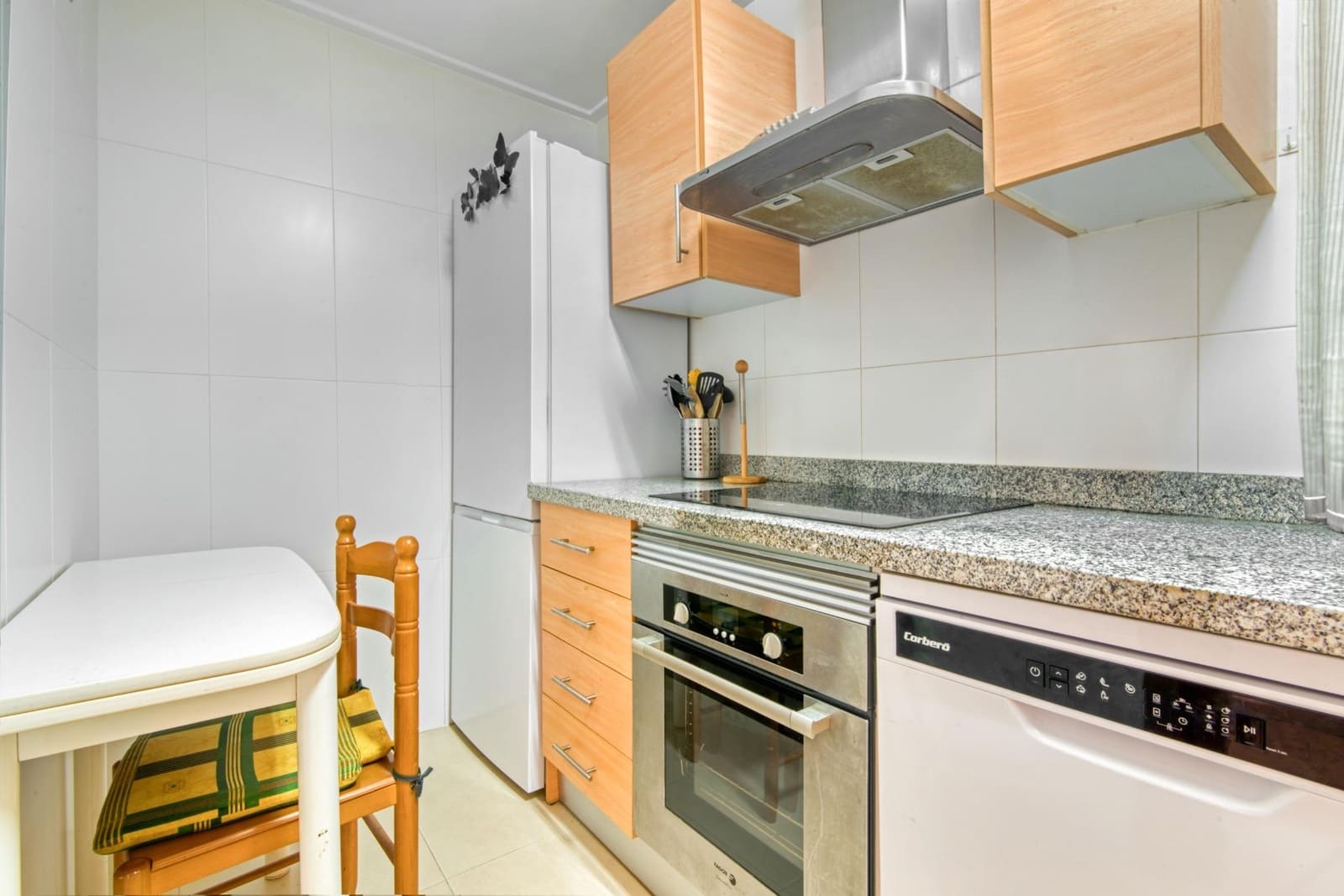 Piso de 3 habitaciones en Gandia en alquiler con piscina - 2.800 € (Ref: 8680947)