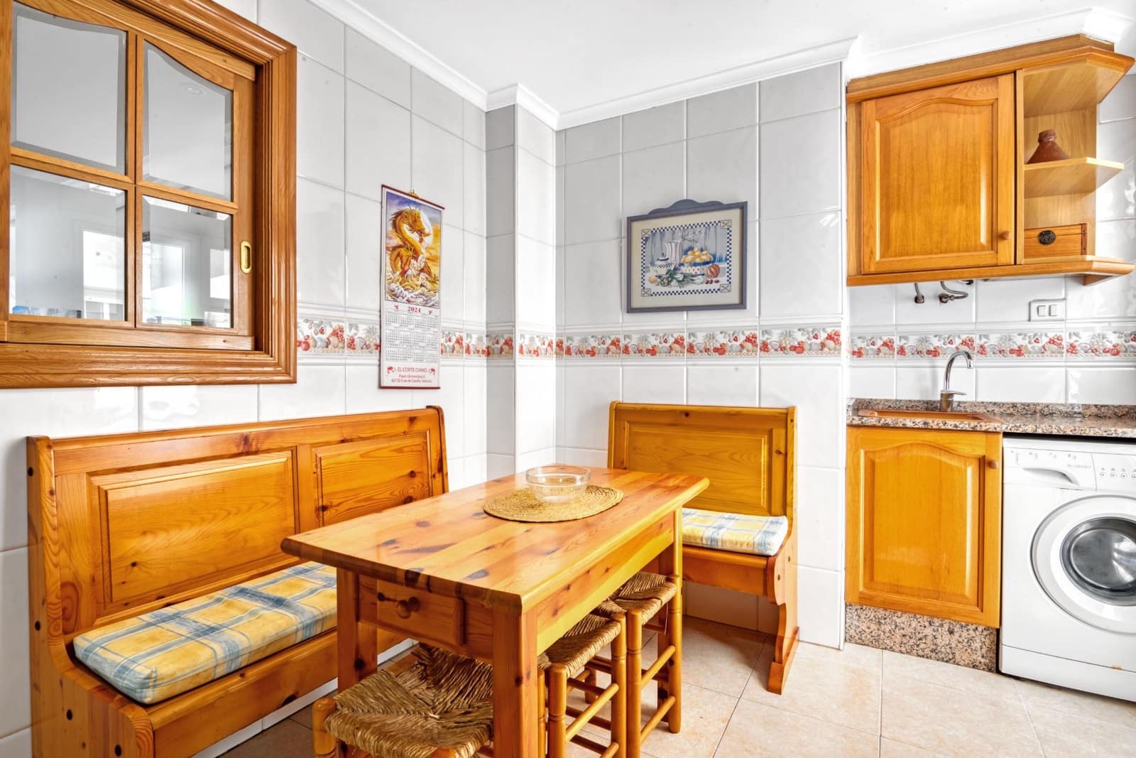 Piso de 4 habitaciones en Gandia en alquiler con piscina - 3.200 € (Ref: 8680948)