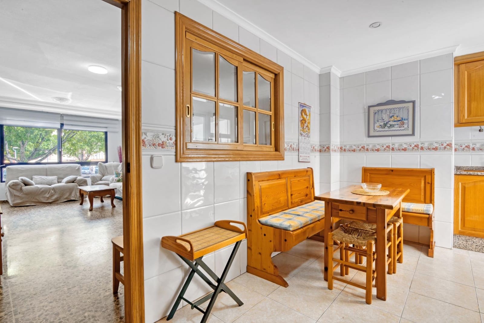 Piso de 4 habitaciones en Gandia en alquiler con piscina - 3.200 € (Ref: 8680948)