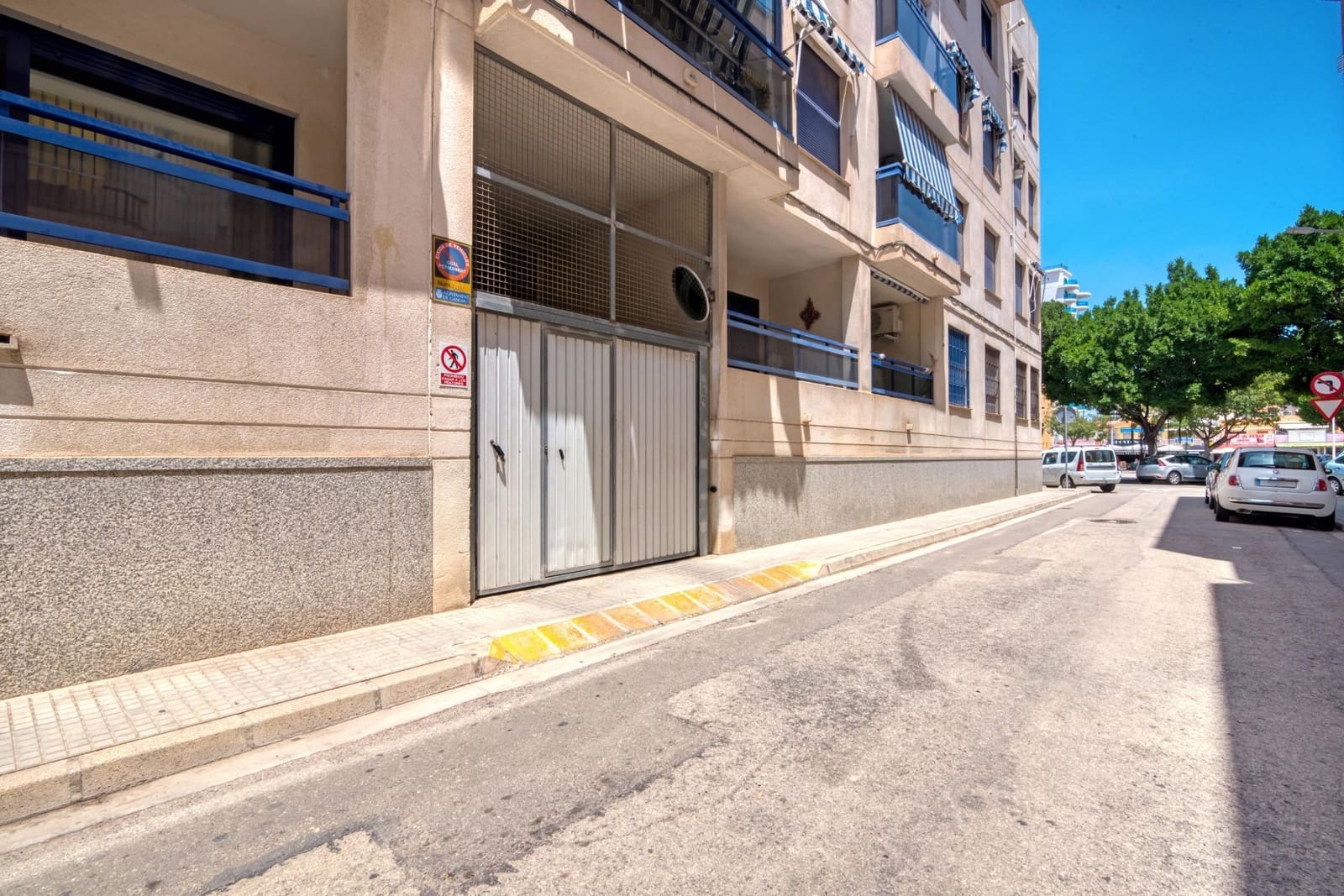 Piso de 4 habitaciones en Gandia en alquiler con piscina - 3.200 € (Ref: 8680948)