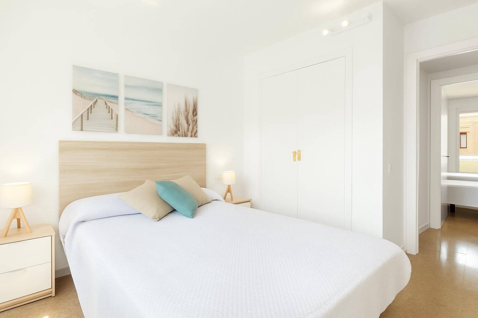 3 quarto Apartamento para arrendar em Gandia com piscina - 4 400 € (Ref: 8680950)