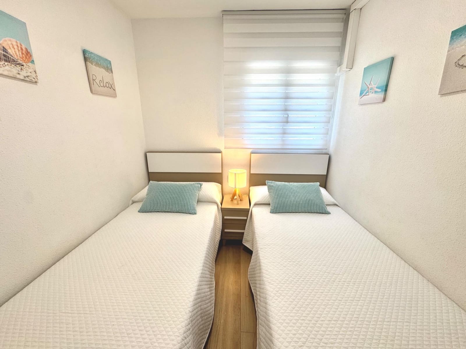 3 sypialnia Apartament do wynajęcia w Gandia z basenem garażem - 4 400 € (Ref: 8680950)
