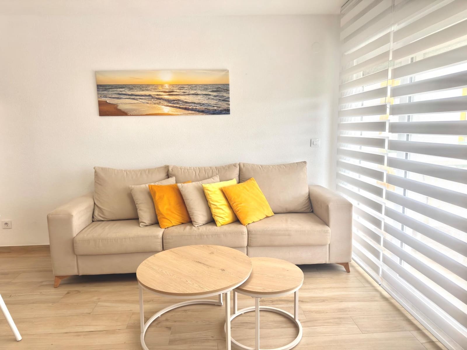 3 sypialnia Apartament do wynajęcia w Gandia z basenem garażem - 4 400 € (Ref: 8680950)