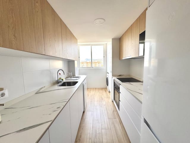Apartamento de 3 habitaciones en Gandia en alquiler con piscina garaje - 4.400 € (Ref: 8680950)