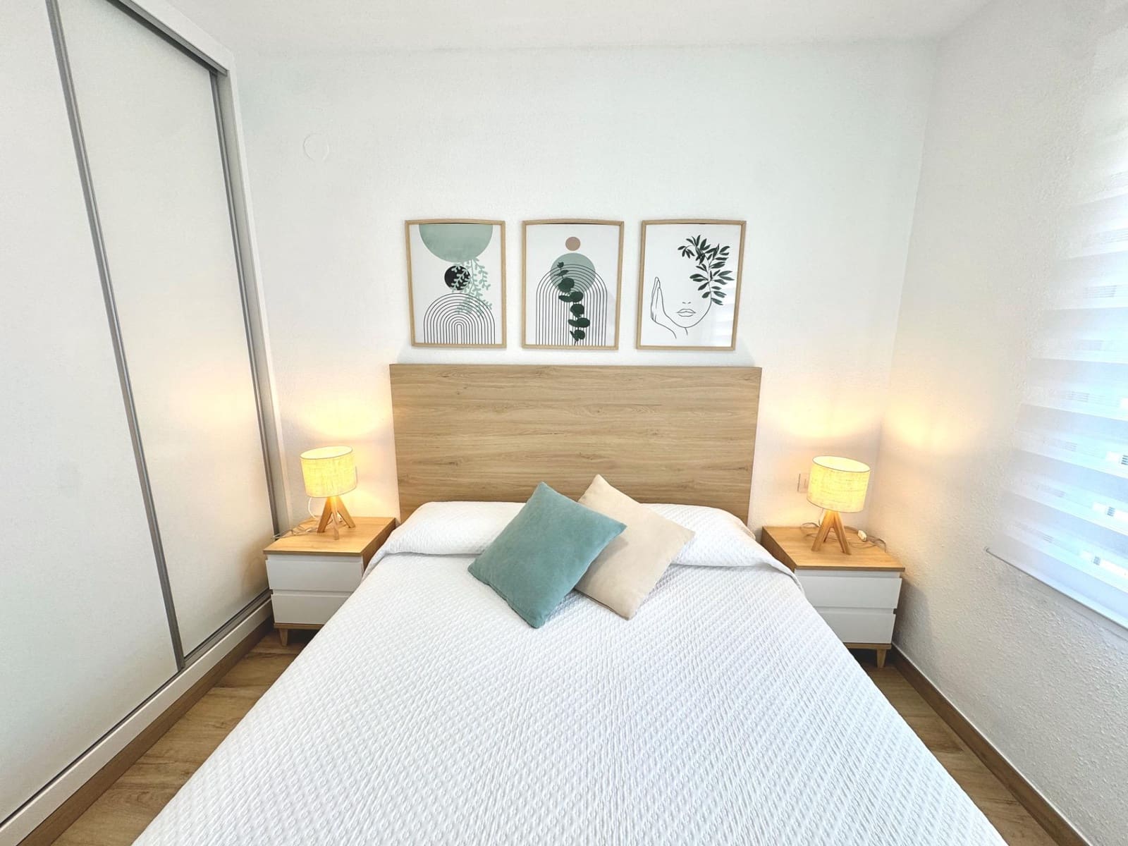 3 sypialnia Apartament do wynajęcia w Gandia z basenem garażem - 4 400 € (Ref: 8680950)
