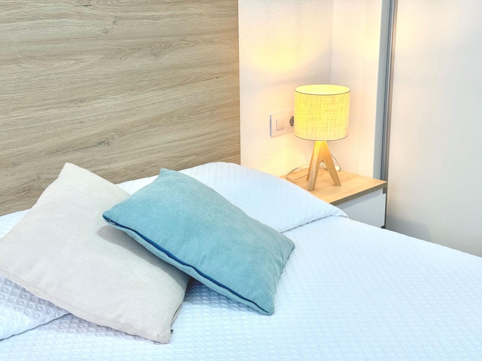 3 sypialnia Apartament do wynajęcia w Gandia z basenem garażem - 4 400 € (Ref: 8680950)