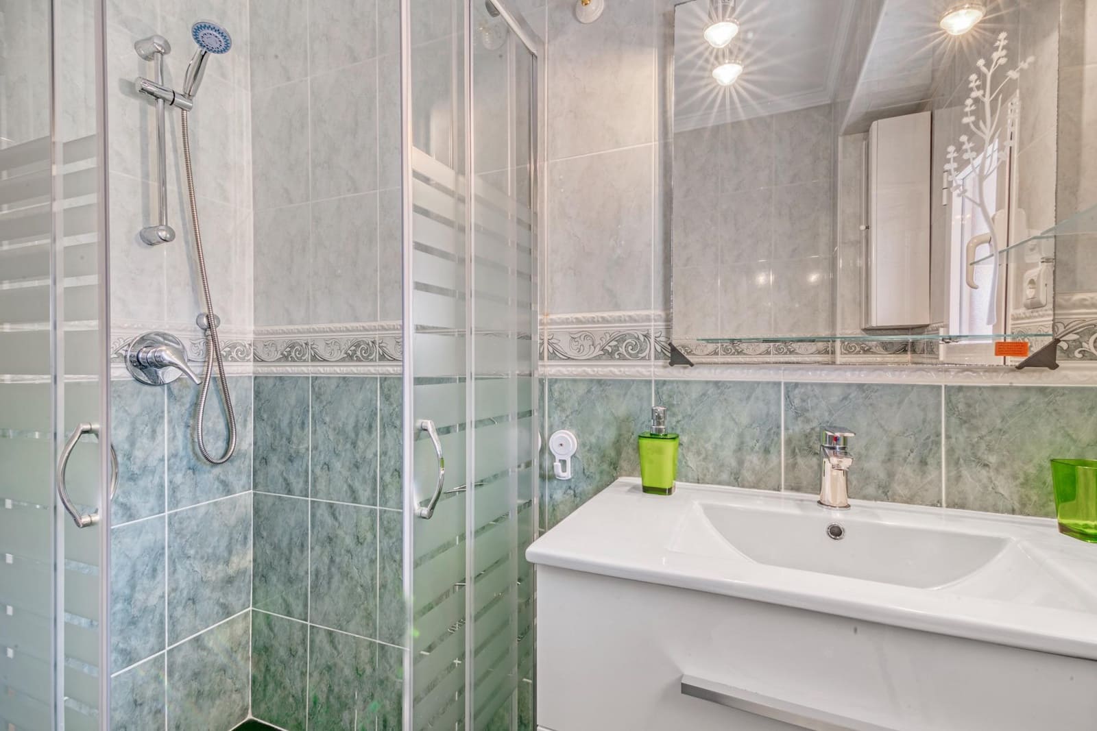 3 bedroom Apartment for rent in Gandia - € 3,100 (Ref: 8680951)