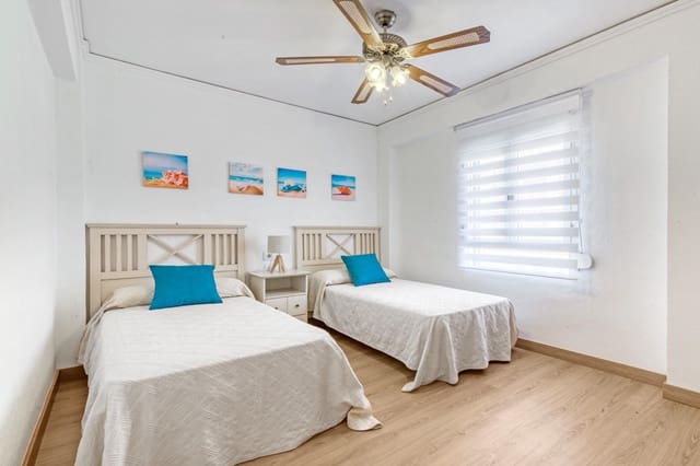 3 Zimmer Apartment zu vermieten in Gandia - 3.100 € (Ref: 8680951)