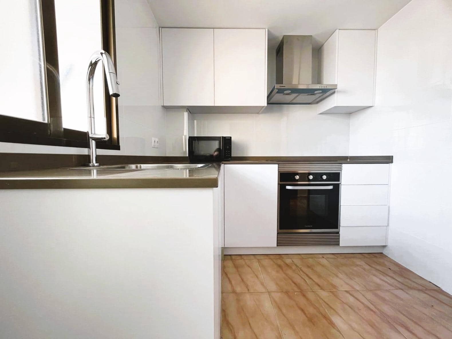 2 soverom Leilighet til leie i Gandia med svømmebasseng - € 3 200 (Ref: 8680954)