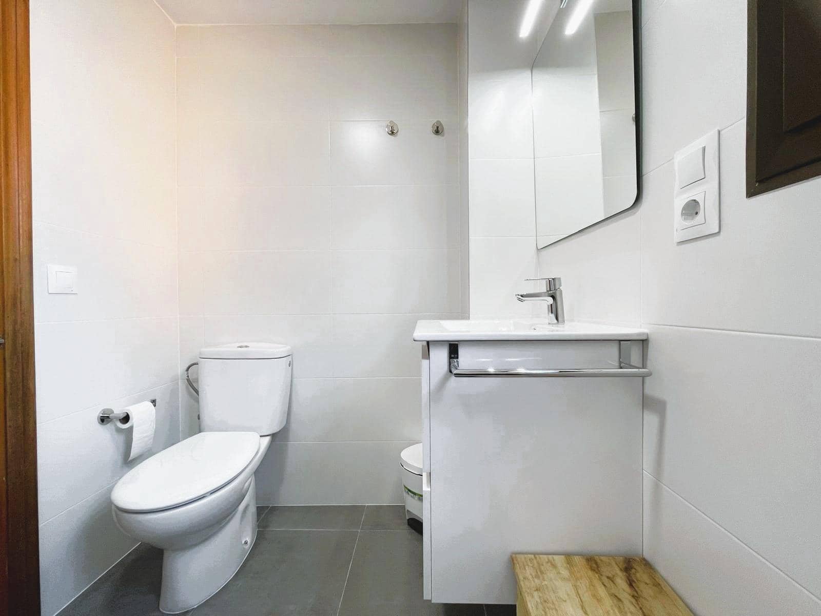 2 soverom Leilighet til leie i Gandia med svømmebasseng - € 3 200 (Ref: 8680954)