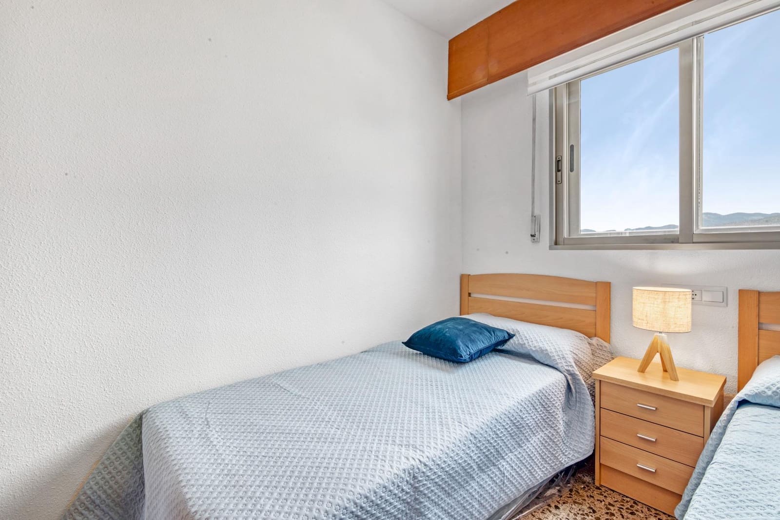 3 soverom Leilighet til leie i Gandia med svømmebasseng - € 3 400 (Ref: 8687657)