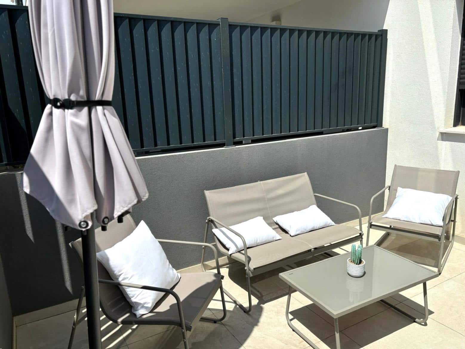 2 quarto Apartamento para arrendar em Gandia com piscina - 4 200 € (Ref: 8687661)