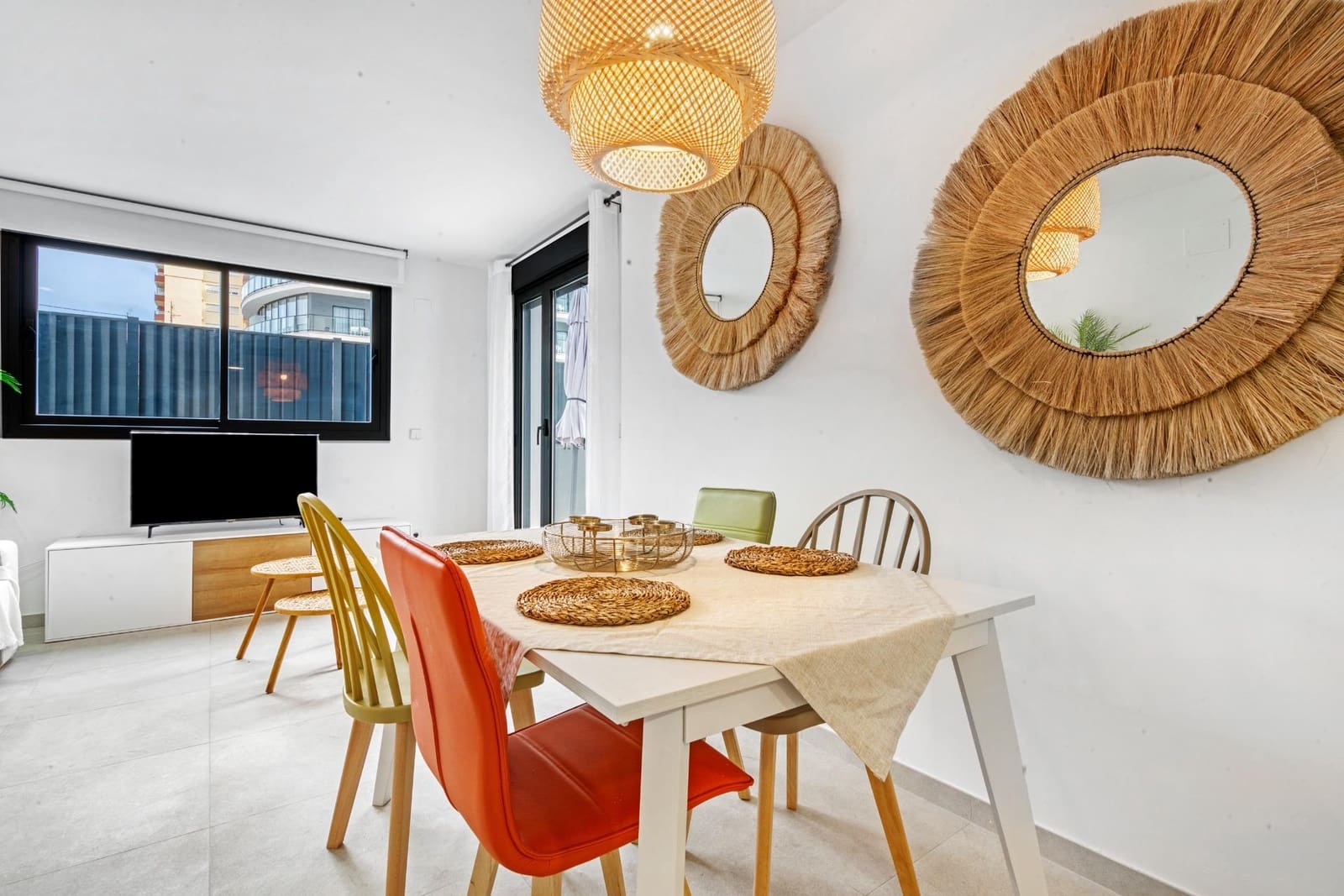 2 quarto Apartamento para arrendar em Gandia com piscina - 4 200 € (Ref: 8687661)