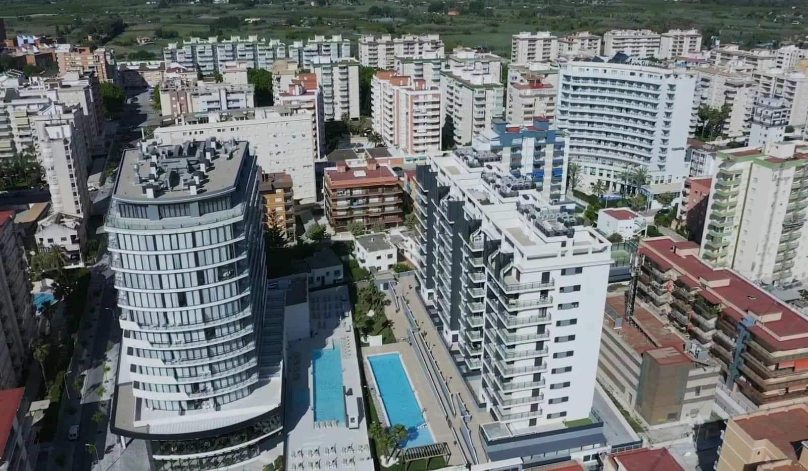 2 quarto Apartamento para arrendar em Gandia com piscina - 4 200 € (Ref: 8687661)