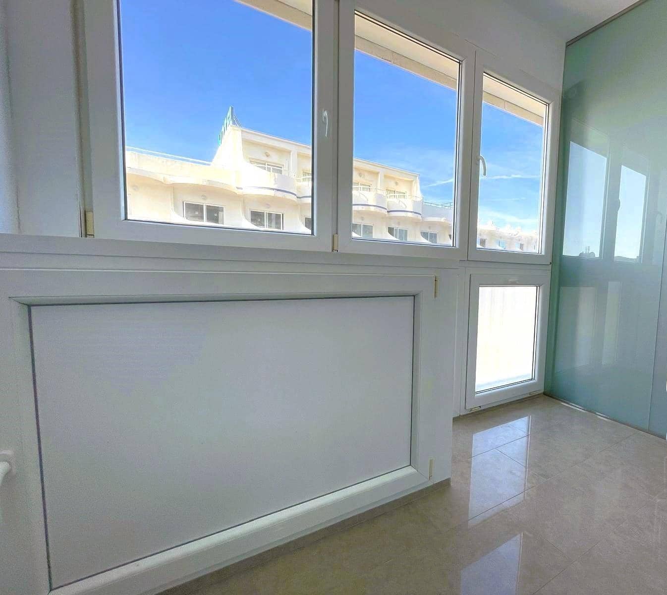 1 bedroom Apartment for rent in Gandia with pool - € 2,900 (Ref: 8802217)